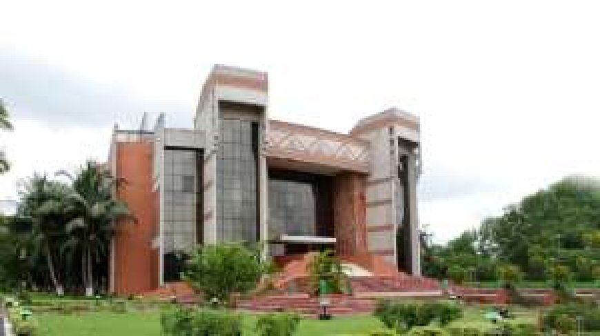 IIM Calcutta achieves 100% Placement, Monthly Salary up to 6.75 Lakh Rupees परिणाम PWCNews