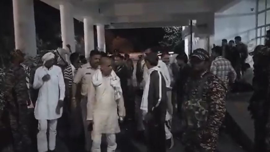 Voting in full swing in Vijaypur during MP By Election as police apprehends Congress leaders, video surfaces PWCNews