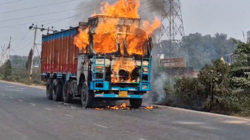 VIDEO: पटना में ट्रक ने स्कूली ऑटो में मारी जोरदार टक्कर, 4 बच्चों की हुई दर्दनाक मौत व 8 घायल - पटना में त्रासदी PWCNews