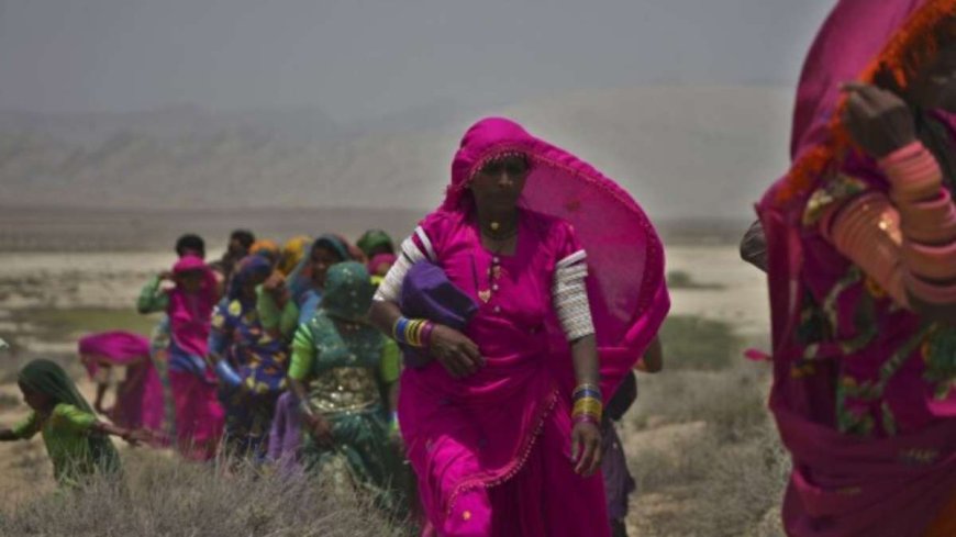 पाकिस्तान ने किया हिंदू महिला के "सिंदूर का सौदा", विवाहिता का अपहरण कर मुस्लिम से कराया निकाह