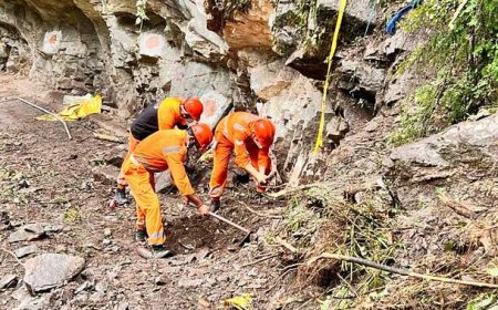 उत्तराखंड: यमुनोत्री मार्ग पर भूस्खलन के बाद शुरू हुआ रेस्क्यू ऑपरेशन, और लोगों के दबे होने की संभावना