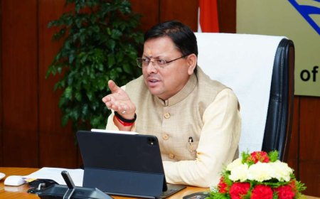 Uttarakhand: सीएम धामी की कठोर कार्रवाई, बड़े अधिकारी पर भ्रष्टाचार का आरोप और निलंबन
