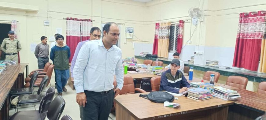 चम्पावत : जिलाधिकारी ने दिव्यांशु और गौतम को सिखाए ट्रिग्नोमेट्री के सिद्धांत और मानचित्र अध्ययन की बारीकियां