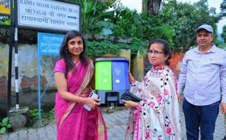 गंगा नदी की सफाई पर डीएम पौड़ी की सख्ती, कूड़ा फेंकने वालों के खिलाफ कार्रवाई