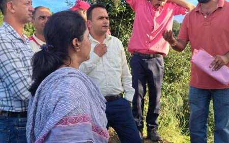 जिलाधिकारी की त्वरित कार्रवाई से पलायन करने वाले परिवारों का पुनर्वास: सांस्कृतिक धरोहर की ओर वापस लौटना