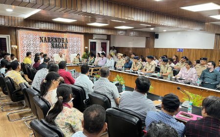 कुंजापुरी पर्यटन एवं विकास मेले की भव्यता और सुरक्षा: कैबिनेट मंत्री सुबोध उनियाल की बैठक