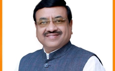 व्यापारियों की समस्याओं के समाधान के लिए शासन-प्रशासन से निरंतर संवाद