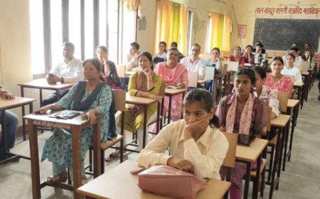 नैनीताल महाविद्यालय में 'हैदर' फिल्म की प्रदर्शनी - एक सांस्कृतिक उत्सव