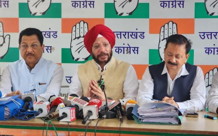 कांग्रेस का 'मेरा वोट मेरा अधिकार' अभियान: चुनाव आयोग की पारदर्शिता पर उठे सवाल