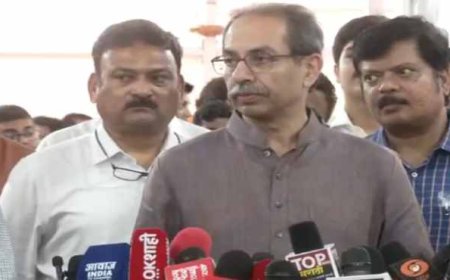 एशिया कप 2025: खून और क्रिकेट एक साथ नहीं रह सकते, उद्धव ठाकरे ने उठाया बड़ा सवाल