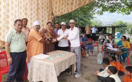 श्रीनगर में सफलतापूर्वक संपन्न हुई संकुल स्तरीय शरद-शीतकालीन खेलकूद प्रतियोगिता, अनमोल और यशस्वनी ने जीते 50 और 100 मीटर दौड़