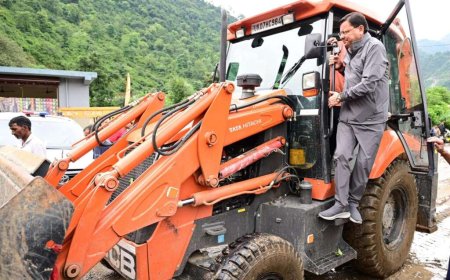 देहरादून में बाढ़ और बारिश से बड़ा संकट, 13 लोगों के शव बरामद, कई अभी भी लापता