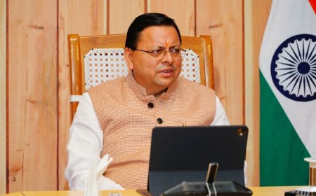 सीएम धामी ने अफसरों से की राज्य स्थापना दिवस की तैयारी पर गहन विचार-विमर्श