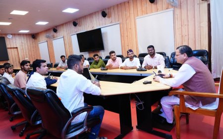 सीएम धामी से मिले बेरोजगार संघ के पदाधिकारी, जताया आभार