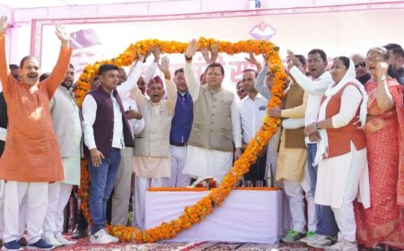 मुख्यमंत्री धामी ने ‘सशक्त बहना उत्सव’ में महिलाओं को किया प्रोत्साहित, कहा- महिलाएं बनें आत्मनिर्भर उत्तराखंड की अग्रदूत