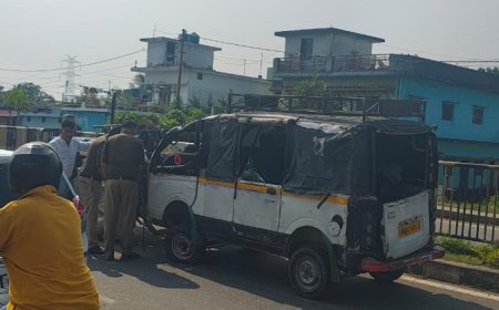 टनकपुर : एनएच पर टैक्सी मैजिक डिवाइडर से टकराई, यात्रियों में मची चीख पुकार