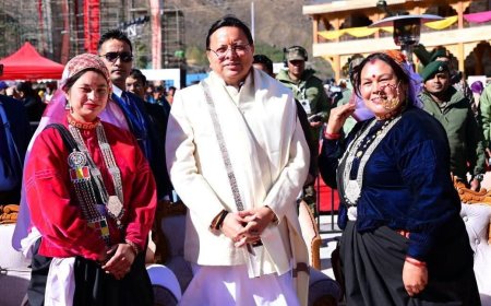 सीएम धामी ने माणा में किया देवभूमि सांस्कृतिक महोत्सव का उद्घाटन