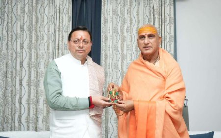 देहरादून : देश के दिग्गज संतों ने सीएम धामी से की मुलाकात, जानिये क्या रहा खास