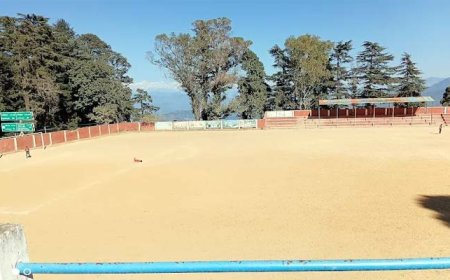 पौड़ी के कंडोलिया खेल मैदान में राज्य स्तरीय फुटबॉल प्रतियोगिता का आयोजन, तैयारियों में जुटा खेल महकमा