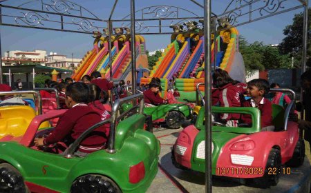 आनंदा एकेडमी के प्रांगण में बाल दिवस का आयोजन बड़े हर्षोल्लास के साथ