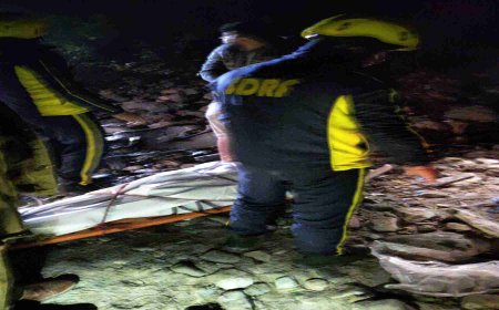 शादी में सम्मिलित होने हल्द्वानी आ रहे चार टीचर राति घाटशिप्रा नदी में कार सहित समाये