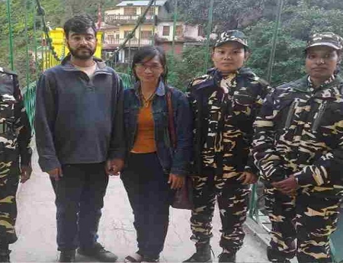 उत्तराखंड : नेपाल बॉर्डर पर संदिग्ध महिला गिरफ्तार SSB ने पकड़ा