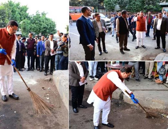 मुख्यमंत्री धामी का आईएसबीटी देहरादून में औचक निरीक्षण, गंदगी देखकर खुद उठाई झाड़ू