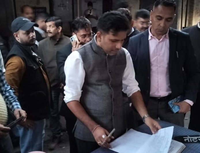 15 व्यक्तियों को नोटिस जारी किए गए एसडीएम द्वारा