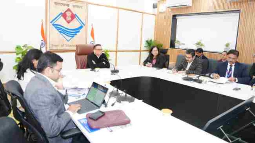 स्वरोजगार योजनाओं के लंबित ऋण मामलों पर सचिव वित्त की कड़ी नाराज़गी