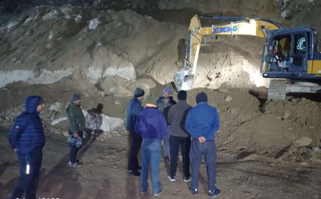 चम्पावत : डेंजर जोन स्वाला के कार्य में तेजी लाने को संसाधन बढ़ाने के दिए निर्देश