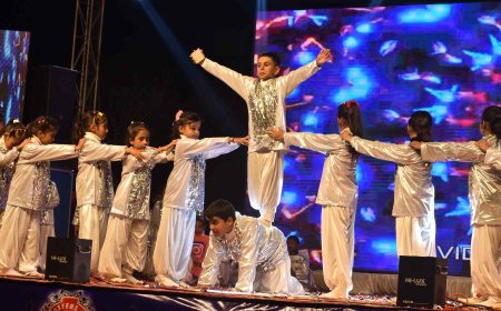 द मास्टर्स सीनियर सेकेंडरी स्कूल में हुआ भव्य वार्षिकोत्सव 