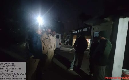 चम्पावत : गुलदार दिखने की शिकायत पर वन विभाग की टीम आसपास के गांवों को किया भ्रमण