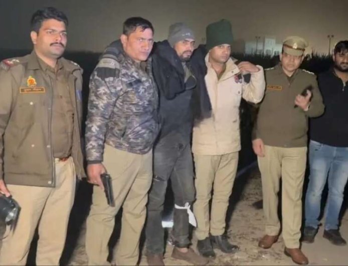 उत्तर प्रदेश: पुलिस मुठभेड़ में दो बदमाश गिरफ्तार , एक को लगी गोली