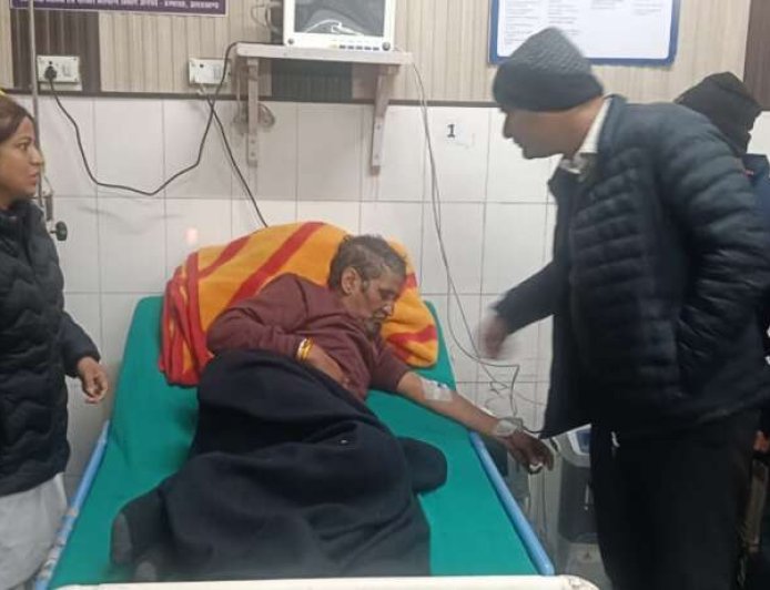 चम्पावत : मरीजों को ठंड से बचाव के लिए समुचित प्रबंध सुनिश्चित करने के निर्देश