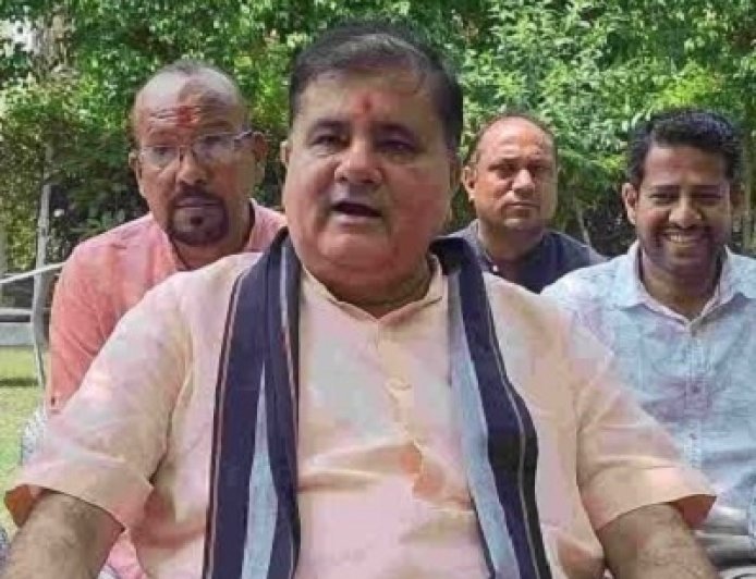 भाजपा प्रदेश अध्यक्ष महेंद्र भट्ट को मिली जान से मारने की धमकी, पुलिस को सौंपा शिकायती पत्र