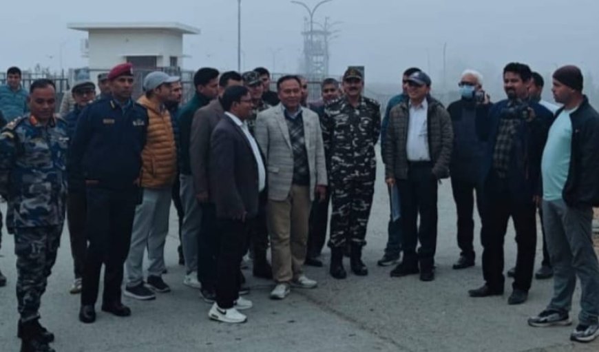 टनकपुर : नेपाल के सिंचाई एवं ऊर्जा मंत्री ने किया नहर का निरीक्षण