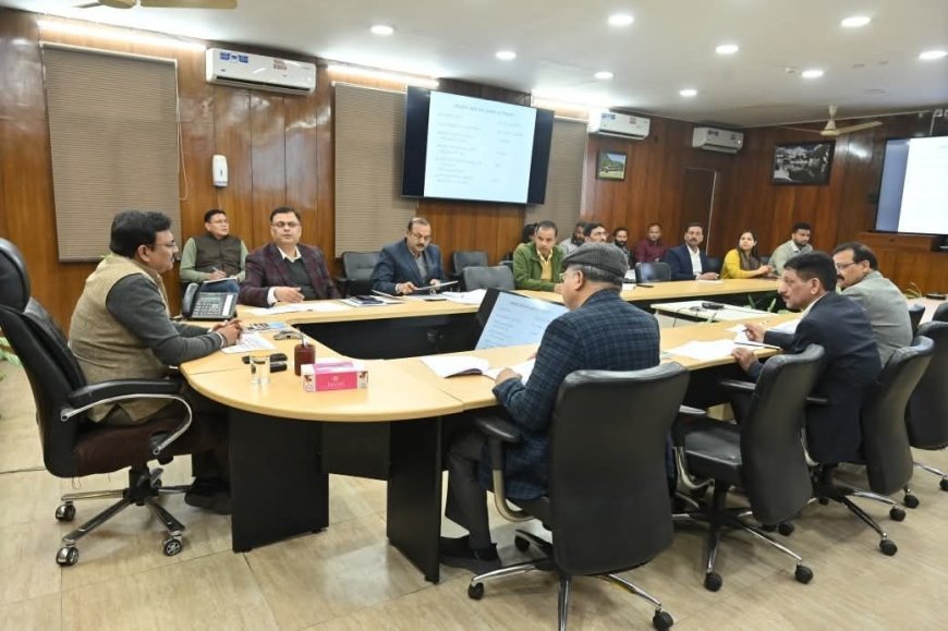 सेवा का अधिकार को लेकर मुख्य सचिव ने की समीक्षा