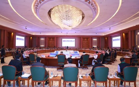 उत्तराखण्ड में सड़क अवसंरचना को मिलेगी नई गति: समीक्षा बैठक में अहम निर्णय