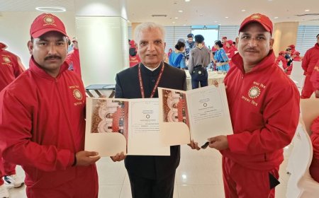 आपदा प्रबंधन से जुड़े दो स्वंय सेवकों का सम्मान