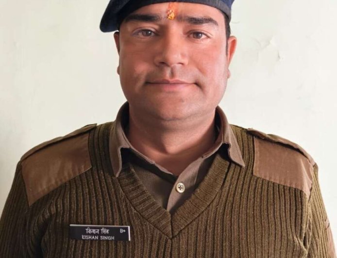 उत्तराखंड पुलिस के आरक्षी किशन सिंह का विदेश मंत्रालय में हुआ चयन