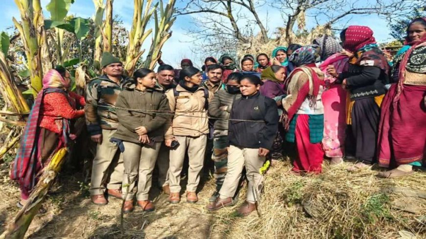 उत्तराखंड : गुस्साए ग्रामीणों ने वन कर्मियों को रस्सी से बांधा, घंटों बनाए रखा बंधक