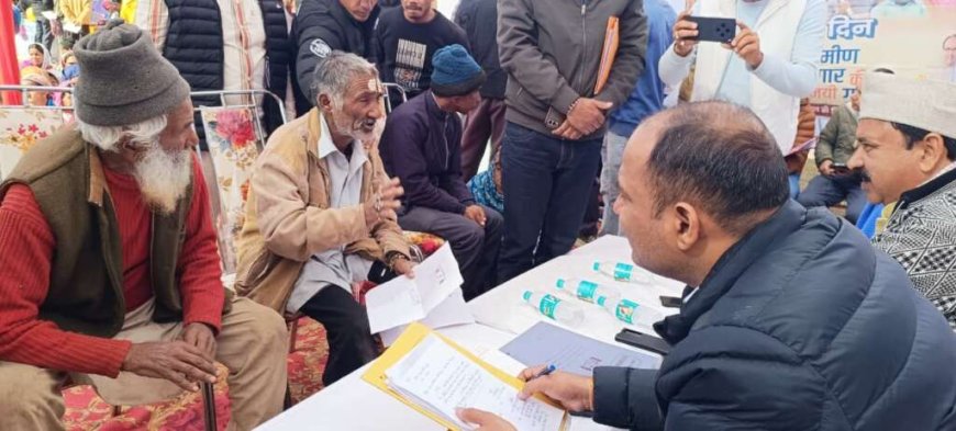 जन-जन की सरकार, जन-जन के द्वार के तहत चौमेल में आयोजित बहुद्देशीय जनसेवा शिविर