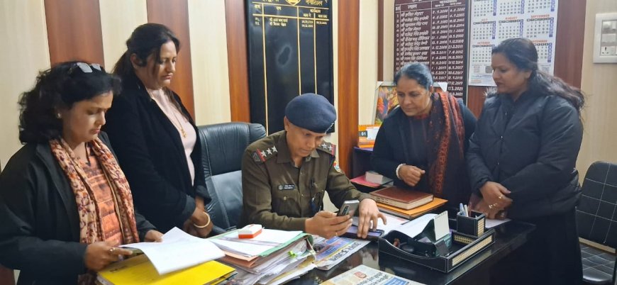 सोशल मीडिया पर भारती पांडेय जी द्वारा अभद्र व आपत्तिजनक दुष्प्रचार करने के संबंध में FIR