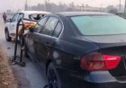 देहरादून: तेज रफ्तार BMW ने पुलिस अधिकारियों को मारी टक्कर, चेक पोस्ट पर बैरियर तोड़ा, दो घायल