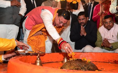 महाशिवरात्रि पर वनखंडी महादेव मंदिर में उमड़ा श्रद्धा का सैलाब, मुख्यमंत्री ने किया जलाभिषेक