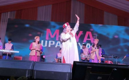 सरस कॉर्बेट महोत्सव: पहली सांस्कृतिक संध्या में माया उपाध्याय और जितेंद्र तोमक्याल के साथ झूम उठा चंपावत