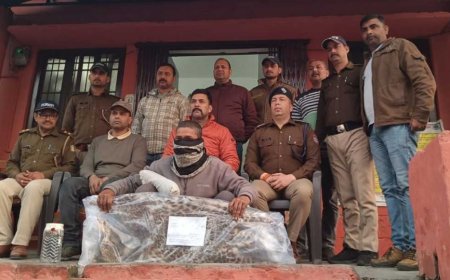 चम्पावत : चल्थी चौकी चेक पोस्ट पर गुलदार की खाल समेत एक गिरफ्तार