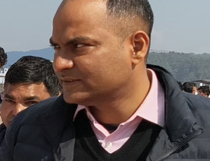 चम्पावत जिला अस्पताल का डीएम ने किया औचक निरीक्षण, सफाई-सुविधाओं पर जताई नाराजगी