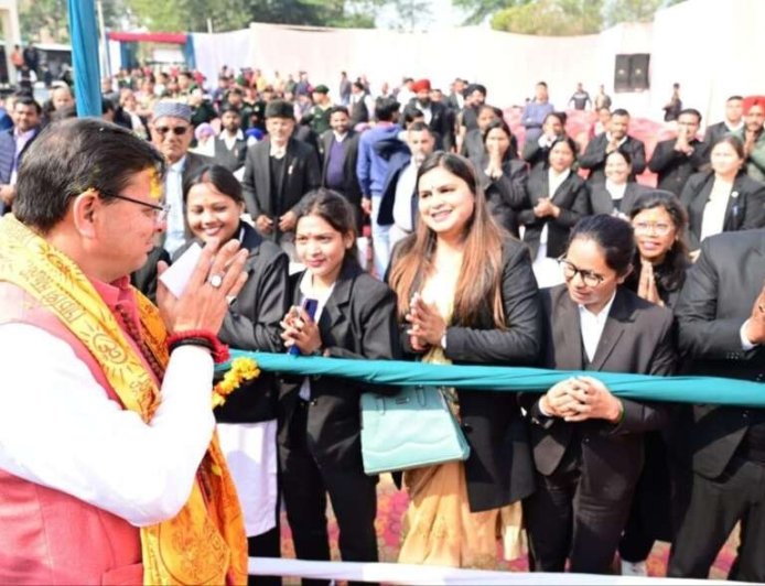 Uttarakhand: सीएम धामी ने खटीमा में अधिवक्ताओं के नवनिर्मित चैंबर का किया लोकार्पण