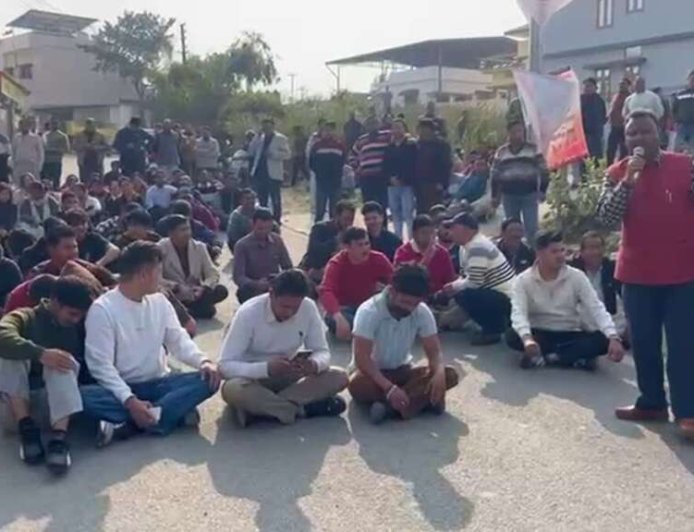 प्रारंभिक शिक्षा निदेशक मारपीट मामला, आक्रोशित हुये शिक्षक, बोर्ड परीक्षाओं पर मंडराया संकट!